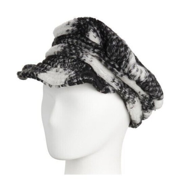Lafenice Black-Cream Plaid Handmade Italy Wool Floral Side Accent Newsboy Hat